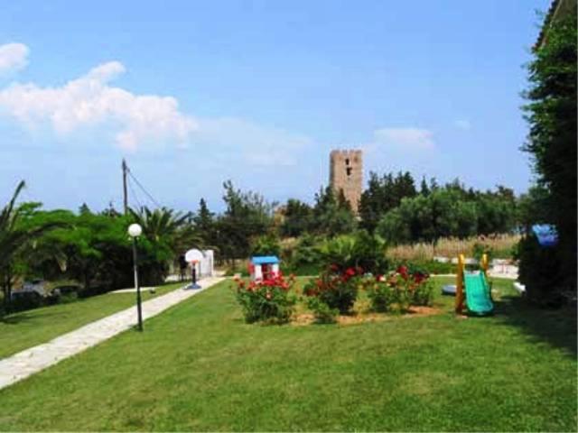Villa Madeleine Tower View Néa Fókaia Esterno foto
